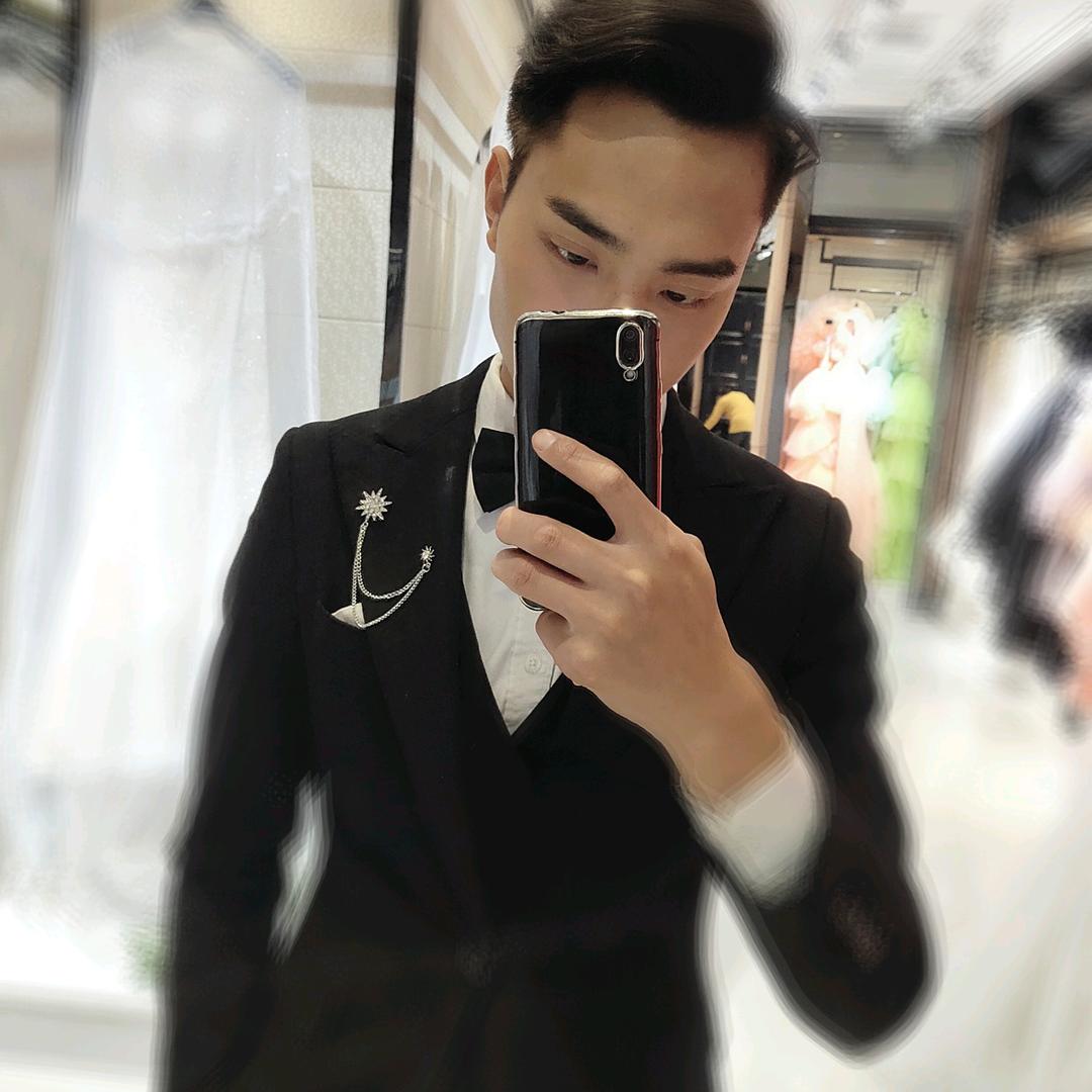 汝阳金栋美发店 汝阳收头发