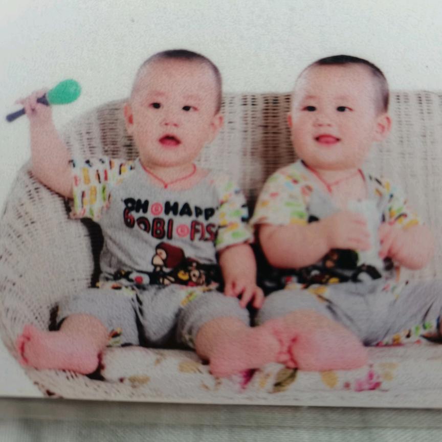 臭美孩他娘（如没点赞，就是限赞了）