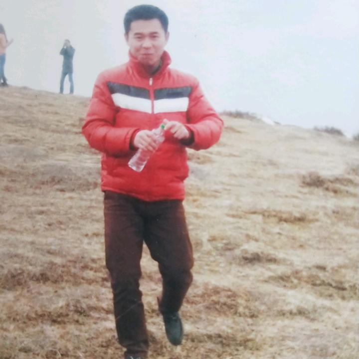 @简单平凡 【关赞必回】