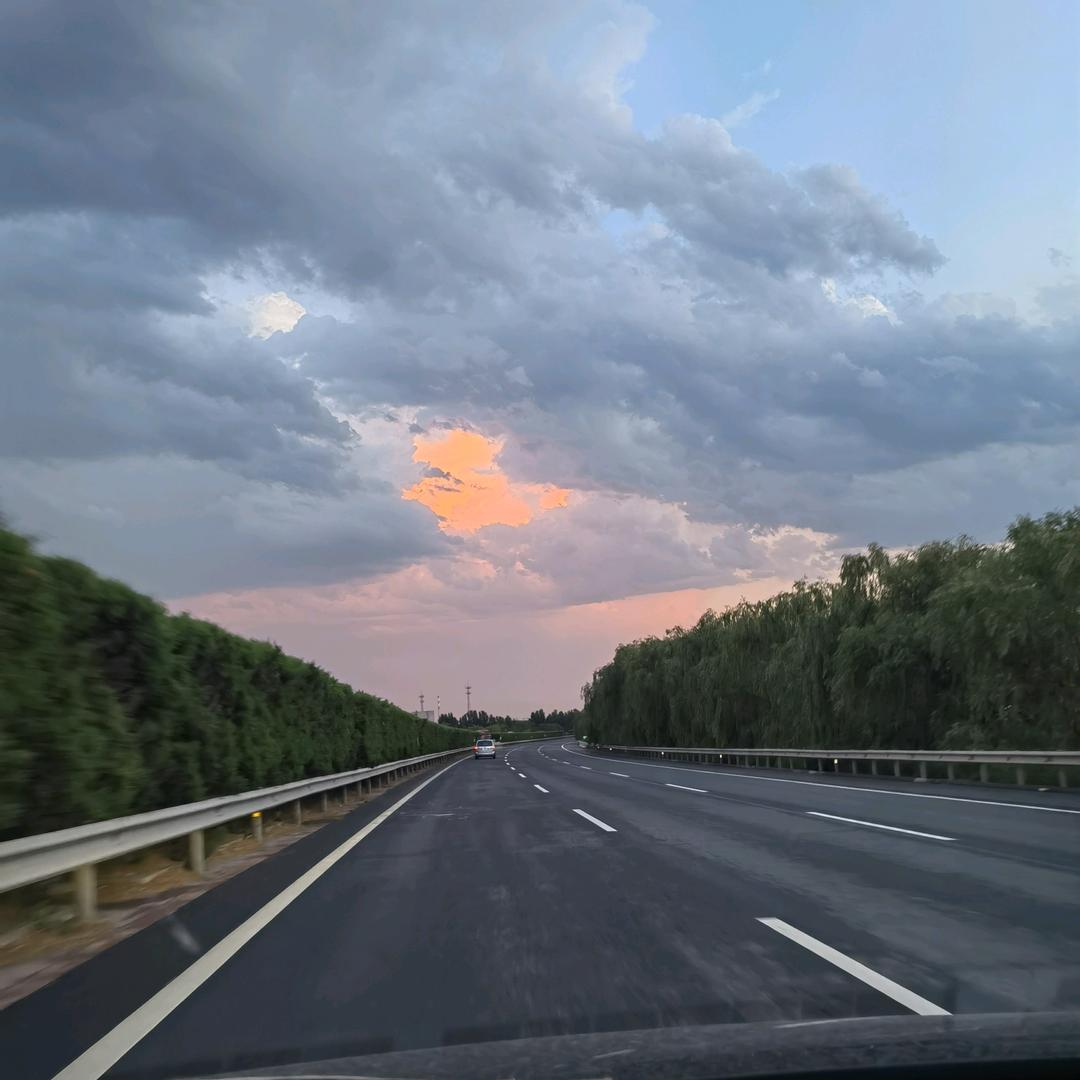 阳光正好，微风不燥