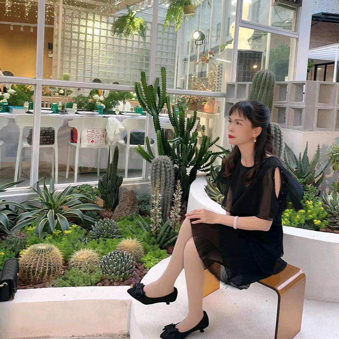 梁芳~厨窗有好物