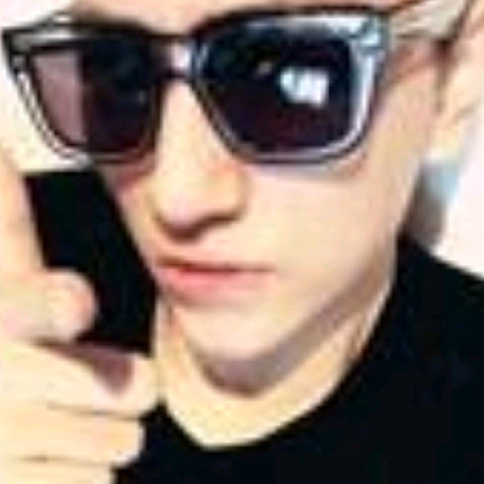 我就是帅哥蟋蟀他哥