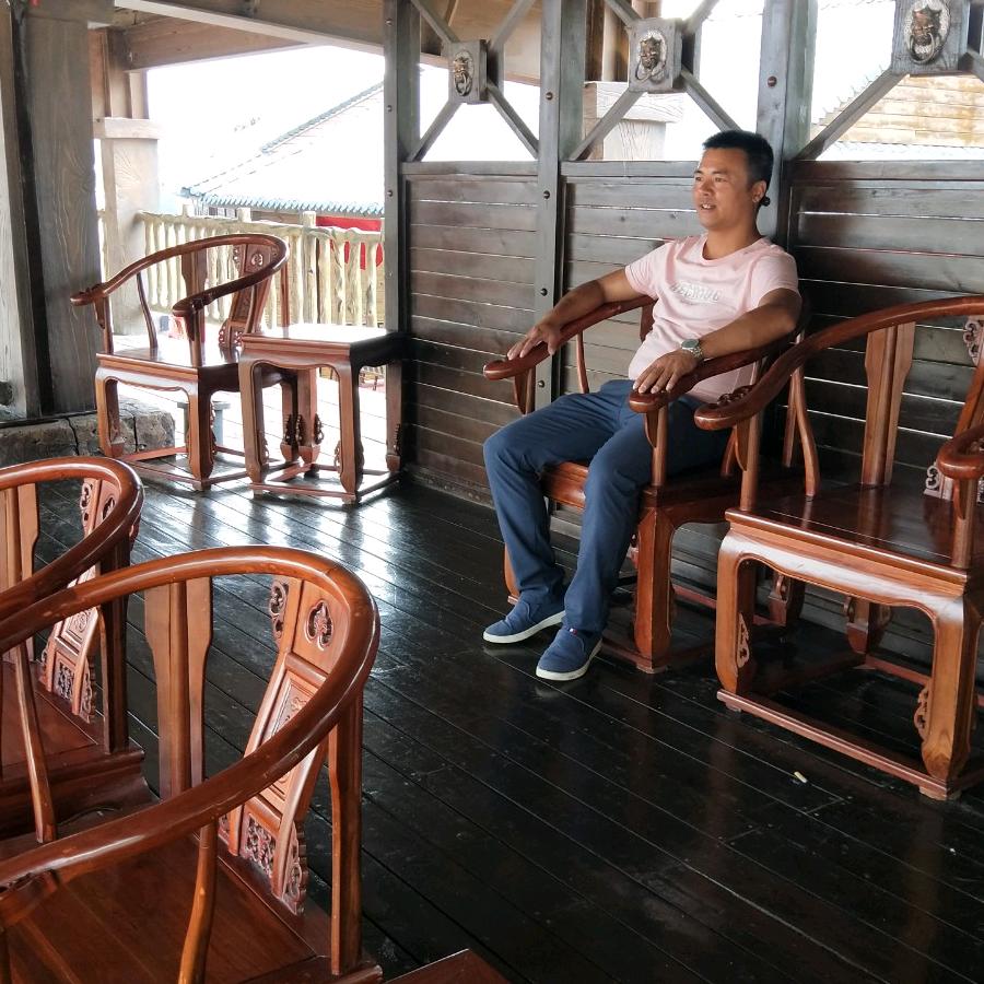 爱零食(金龙店)阳