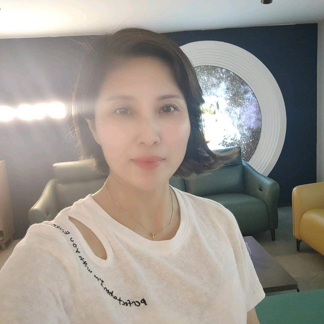 龙港利百加家具店