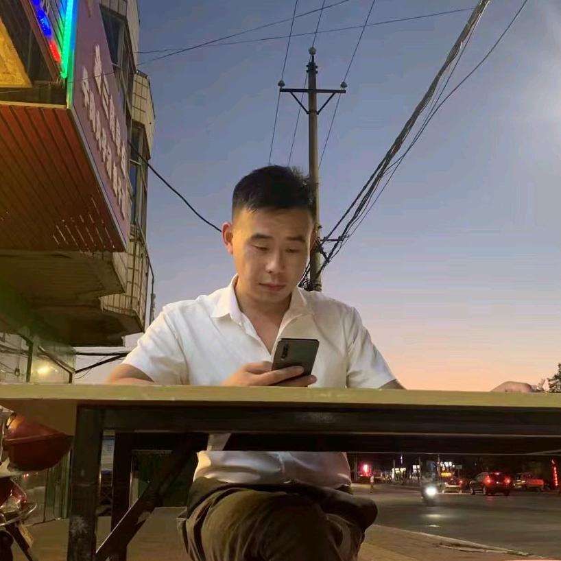 沈伟同学