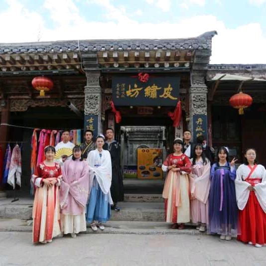 眼中星河已尽