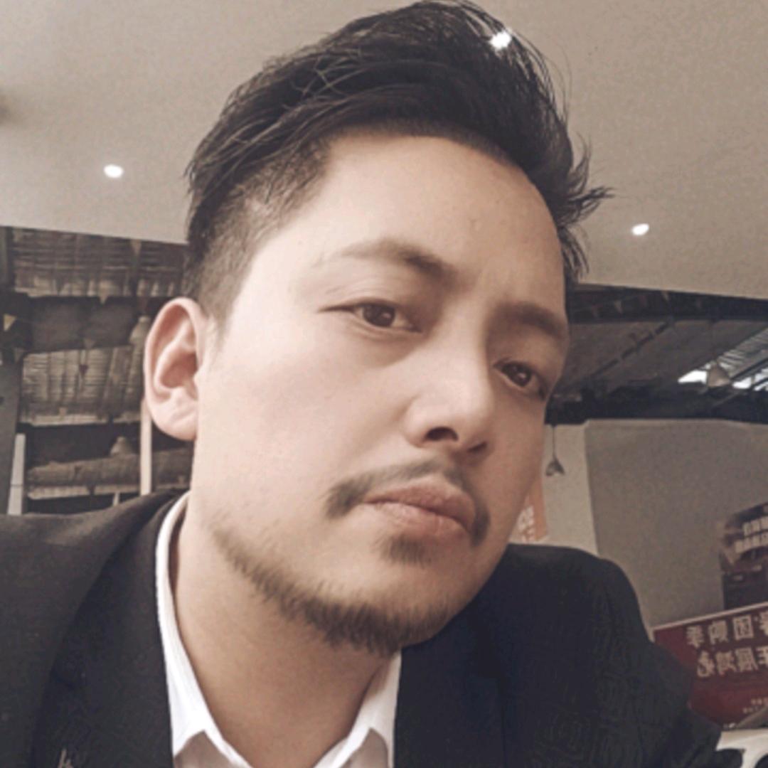 刚强的肖飞机✈️