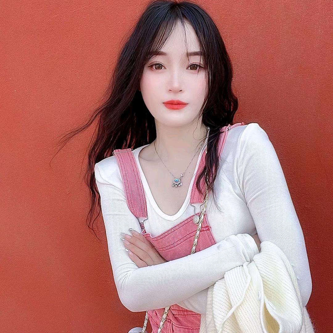 静静ღ°很爱笑ᥫᩣ.