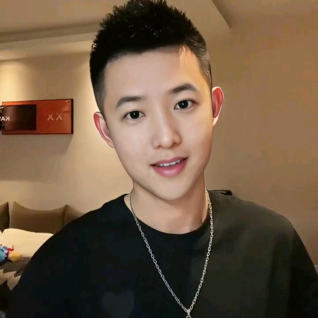 权先生