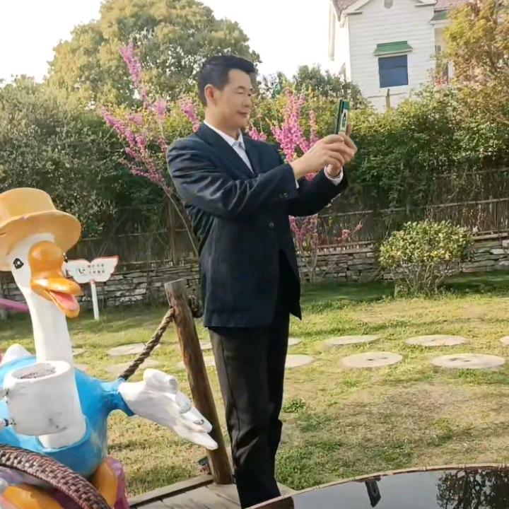 康源哥