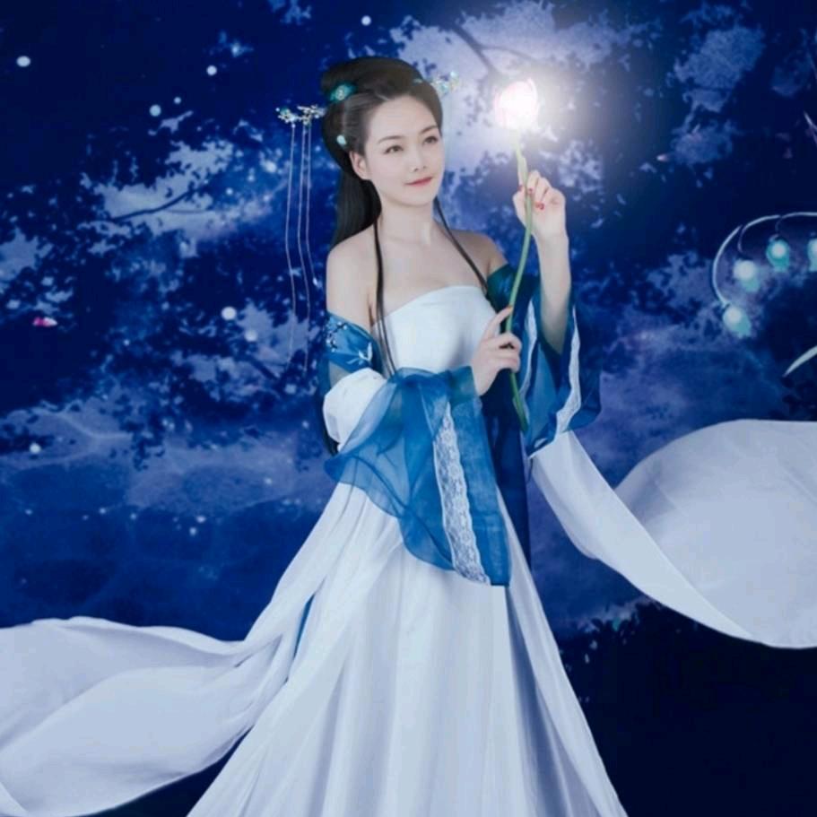 @ 星期五 魏莱