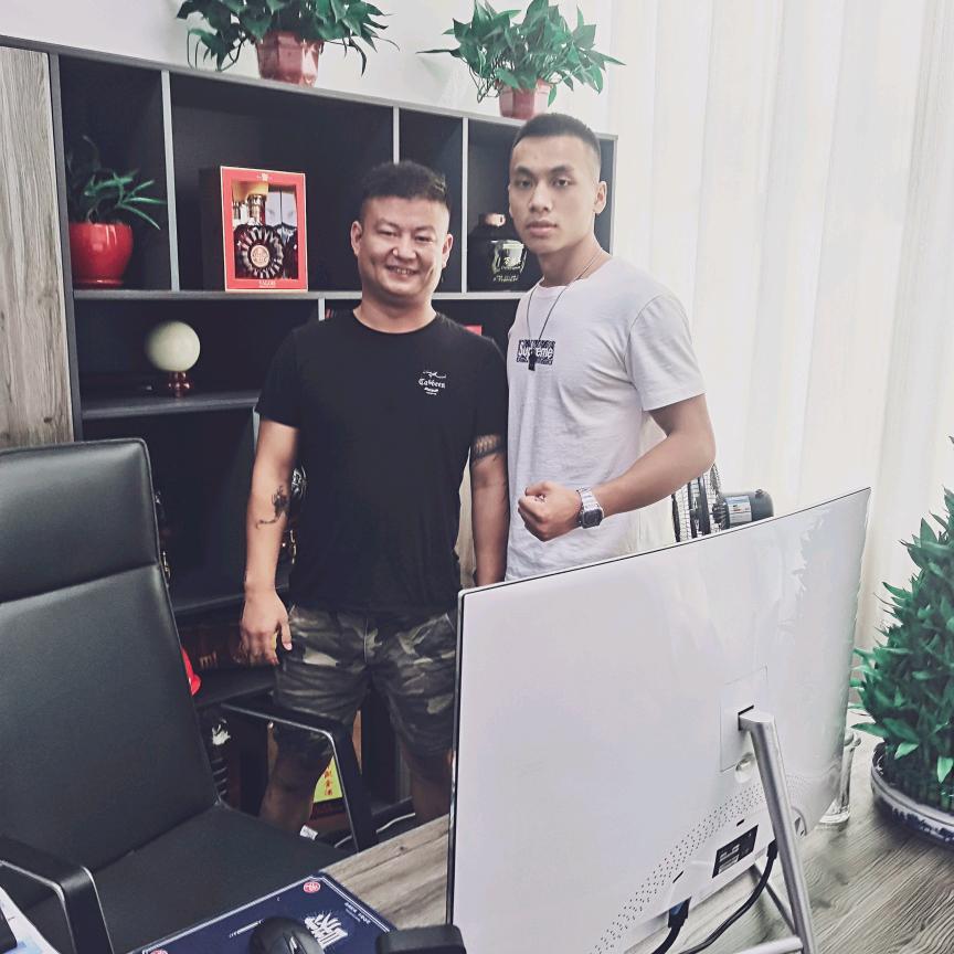 @曙光