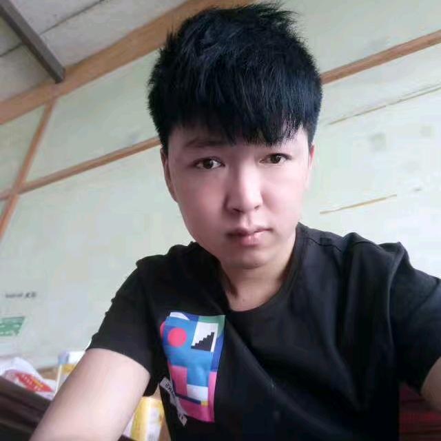 木工吊顶：樊朋