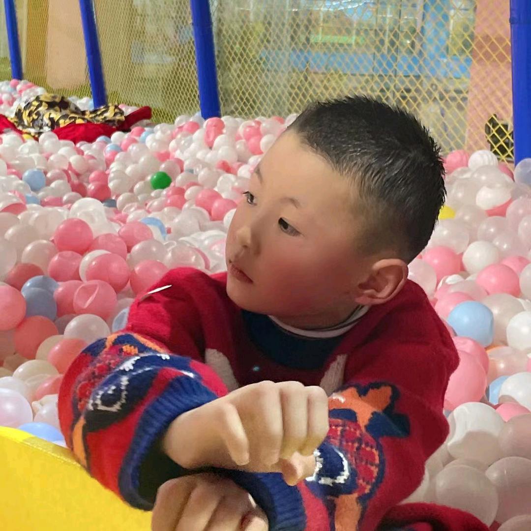 用户3702554629133