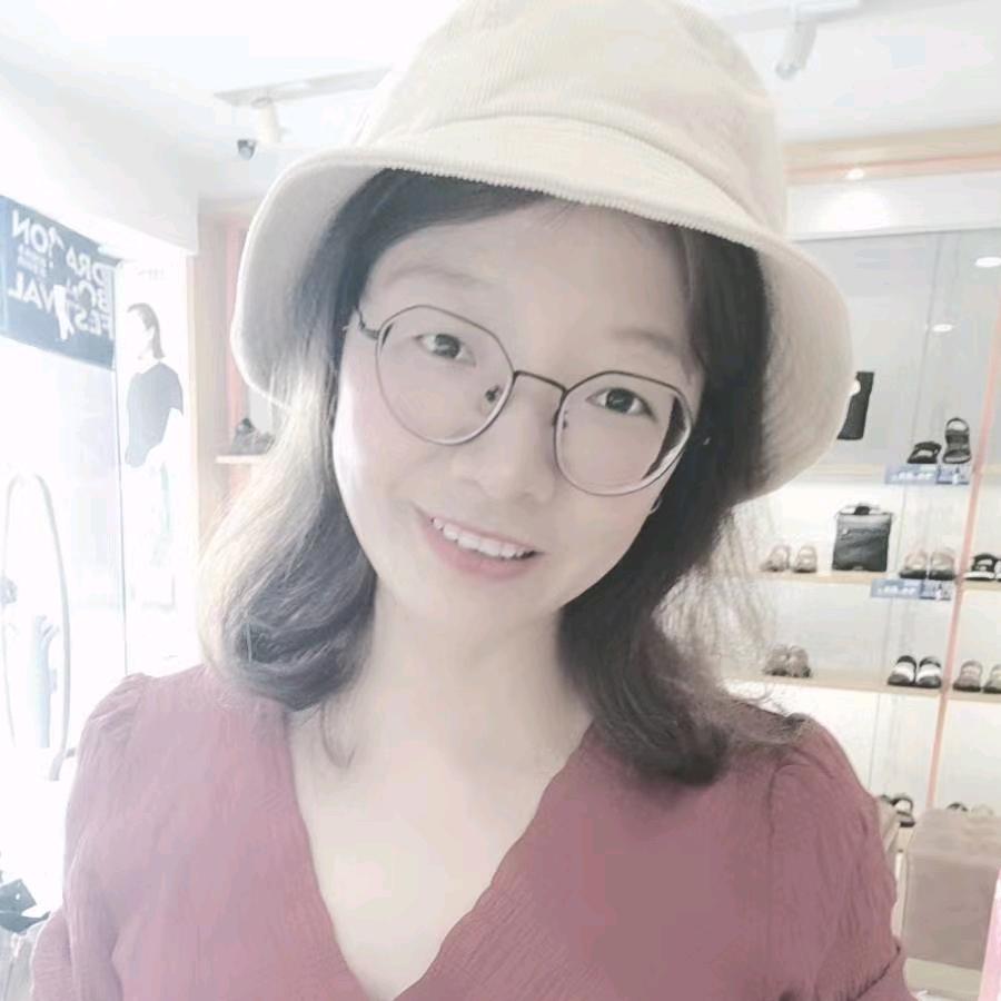 用户7612936297818辉辉