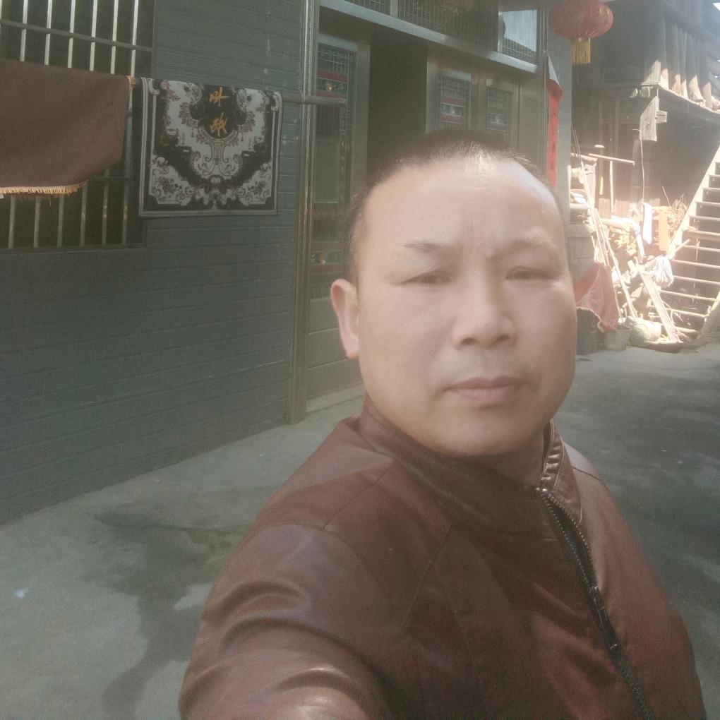 锦丽箱包厂胖哥