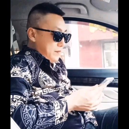 Mr 峰...