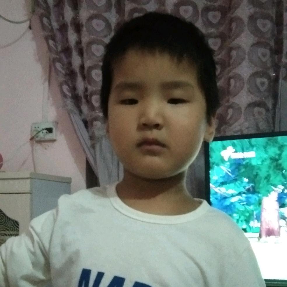 李君皓