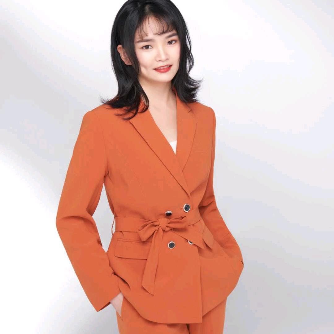 沁美饰界美甲美睫