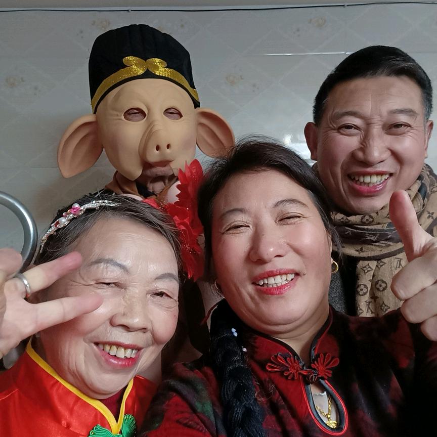 老中青爱演唱