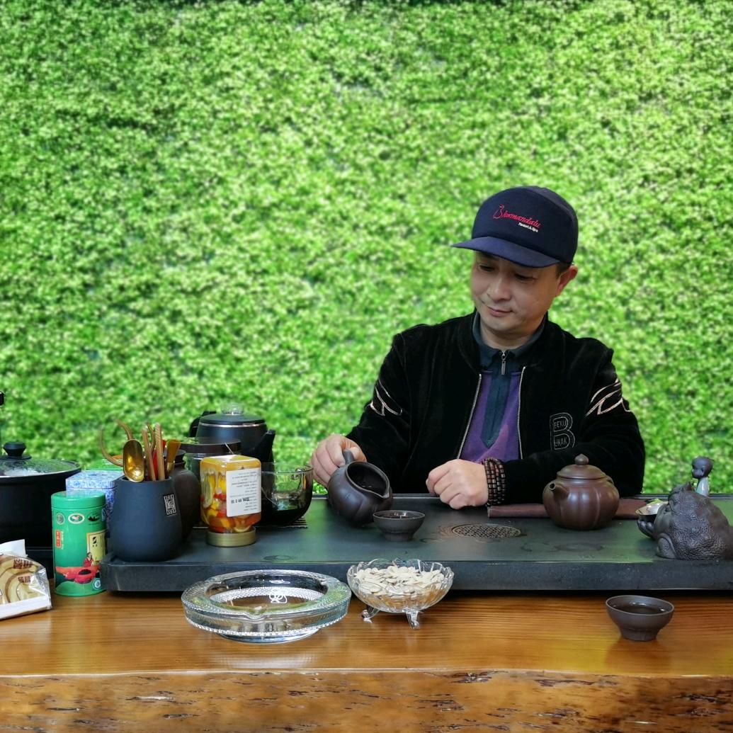 都市山人(熋膑)