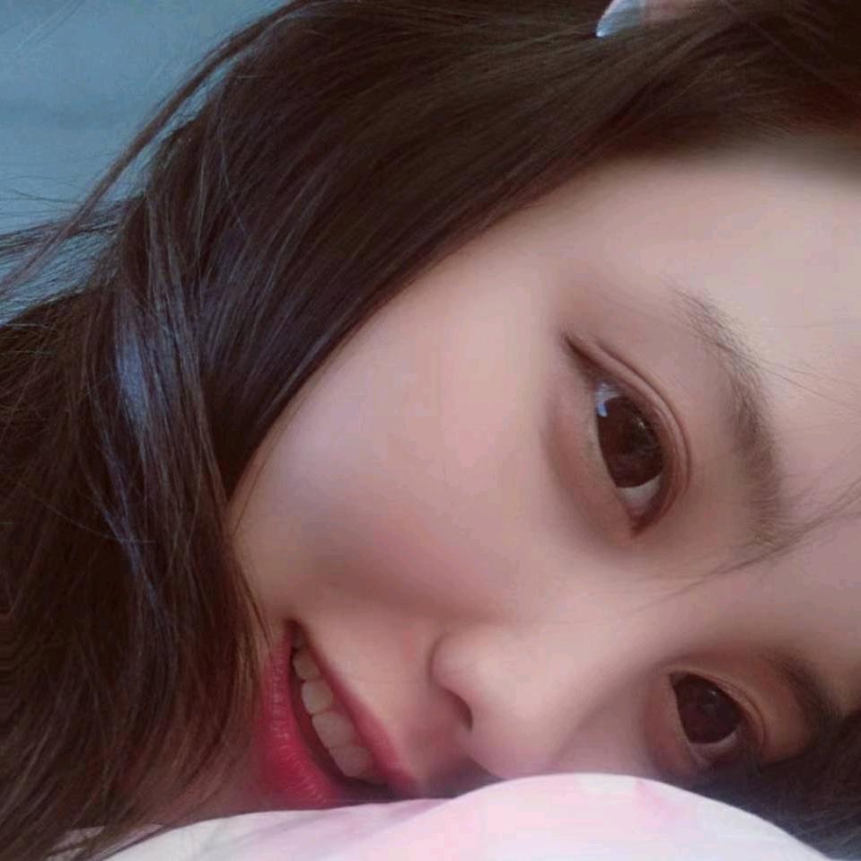 机智可爱肤白貌美的大兔兔