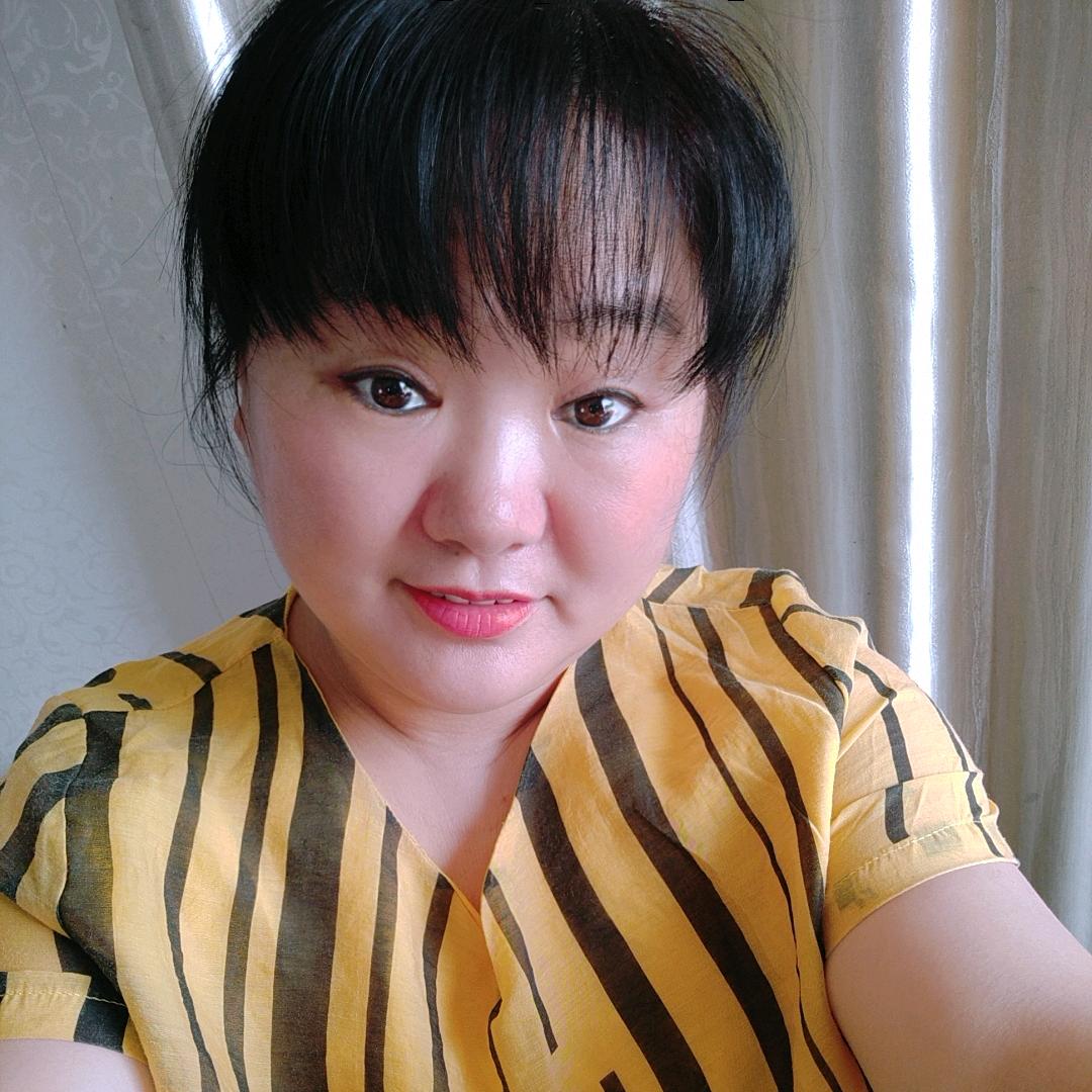 老母.阚瞳:利辛客车