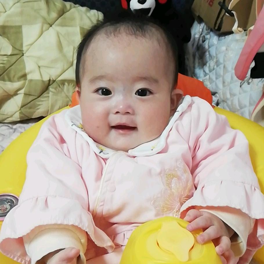 岳炜彤妈妈