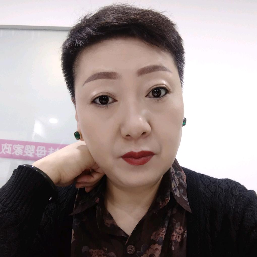 刘玲家政