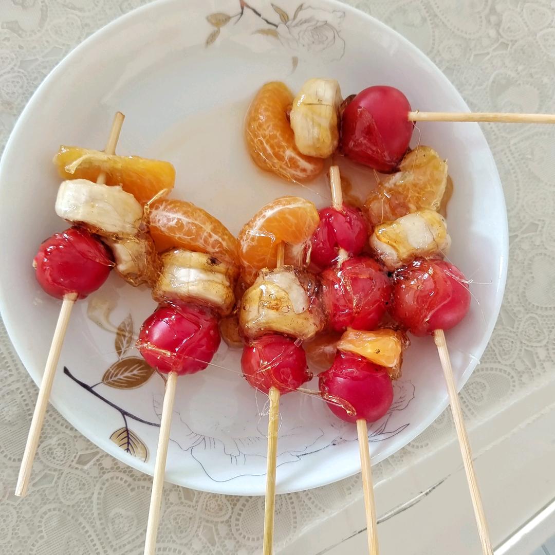 爱唱跳的槿宝疼她弟弟