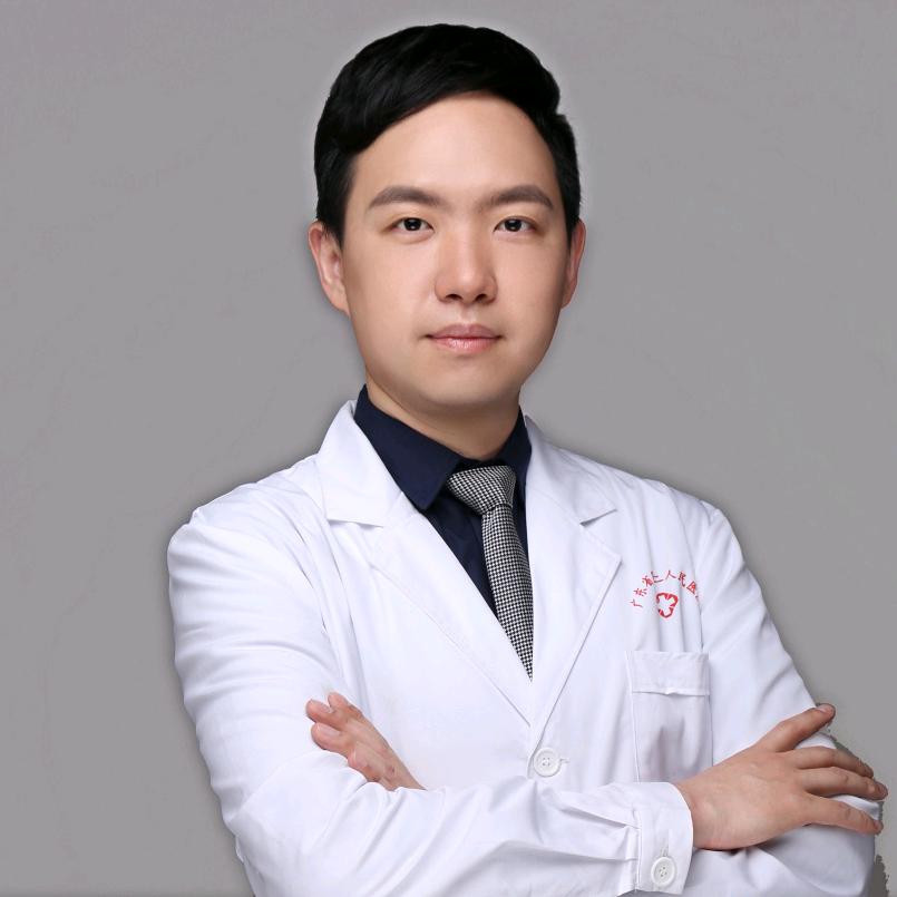 神经外科医生罗唯师