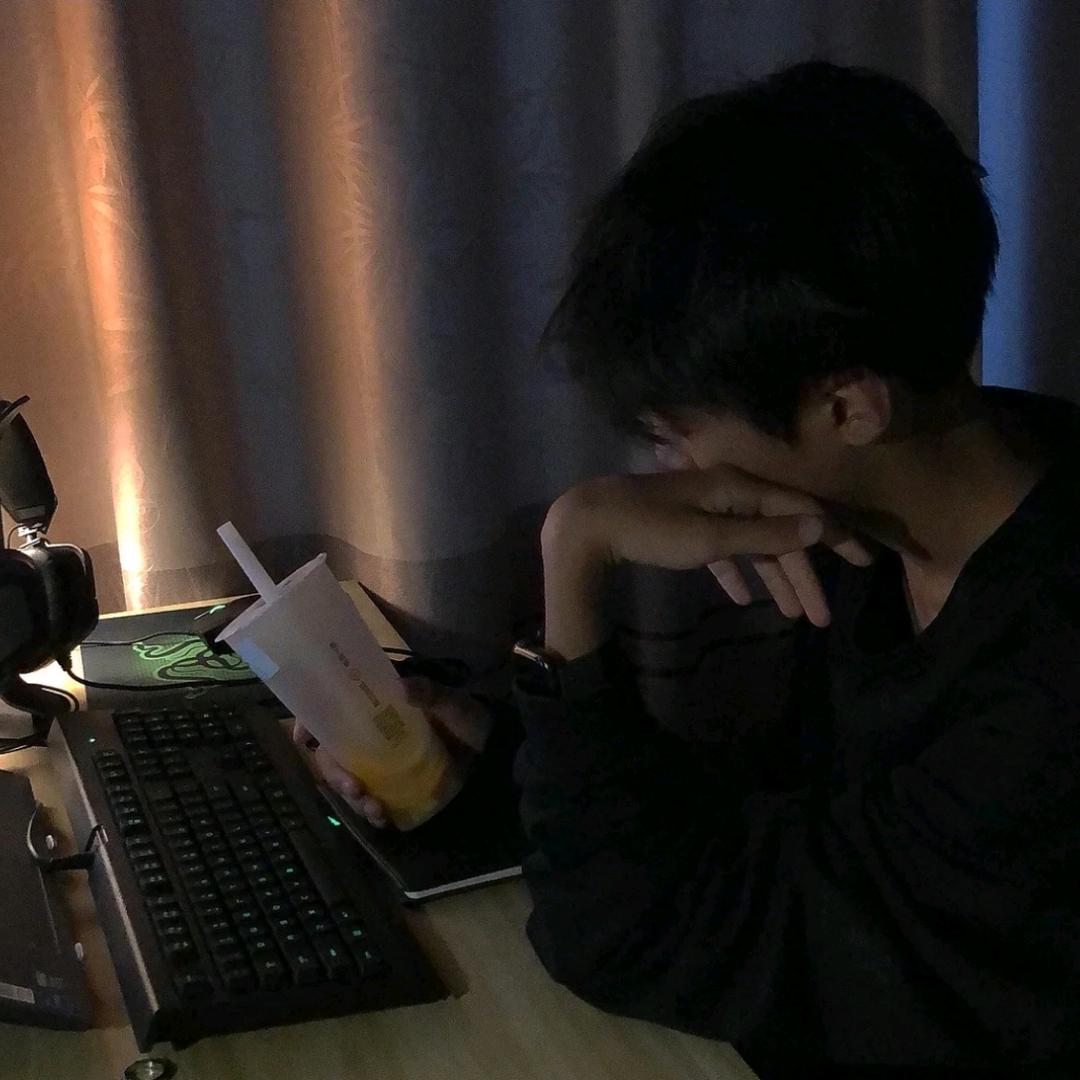 Qz_z