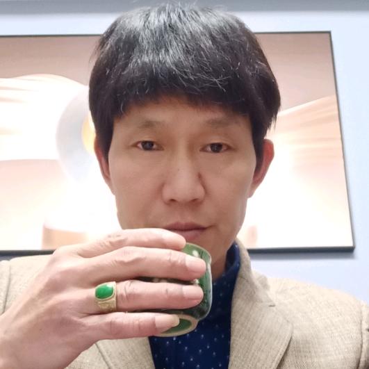 老邓爱钓鱼