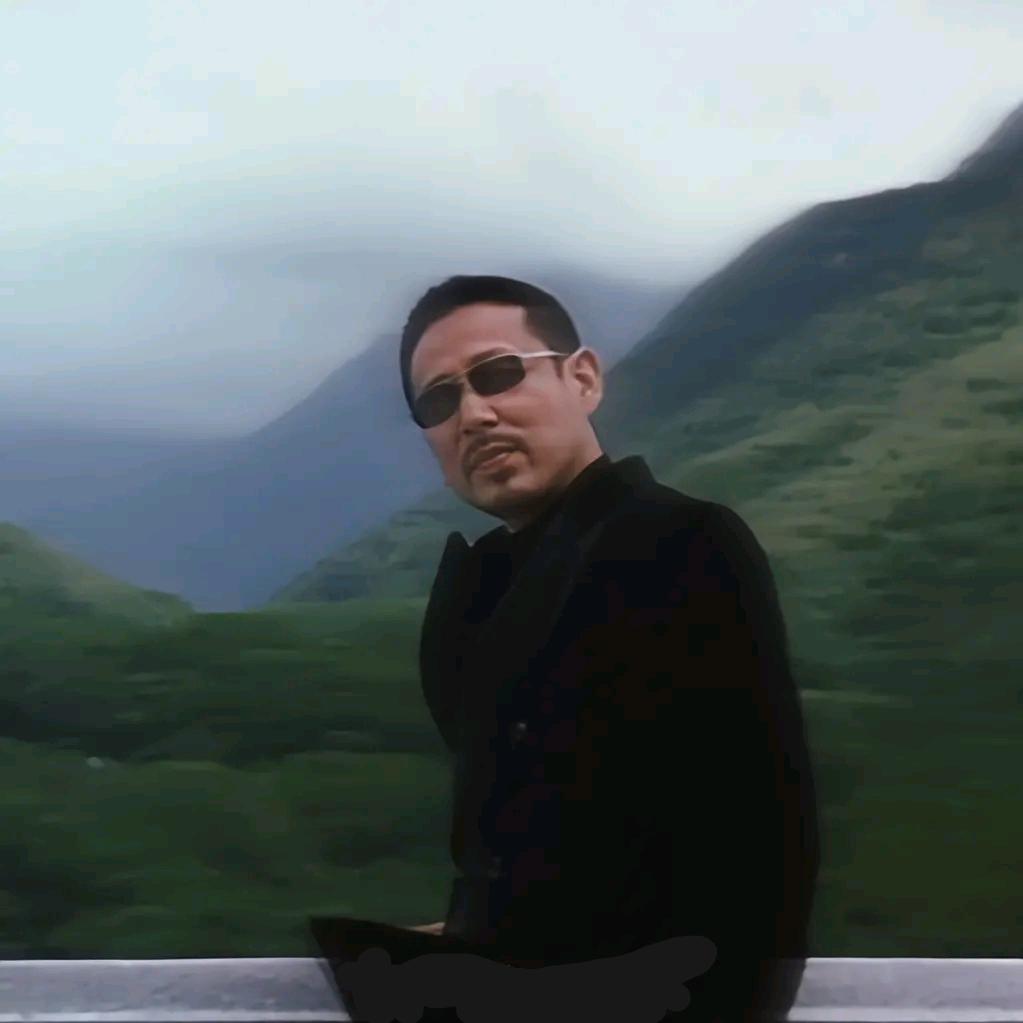 ゛       Lg