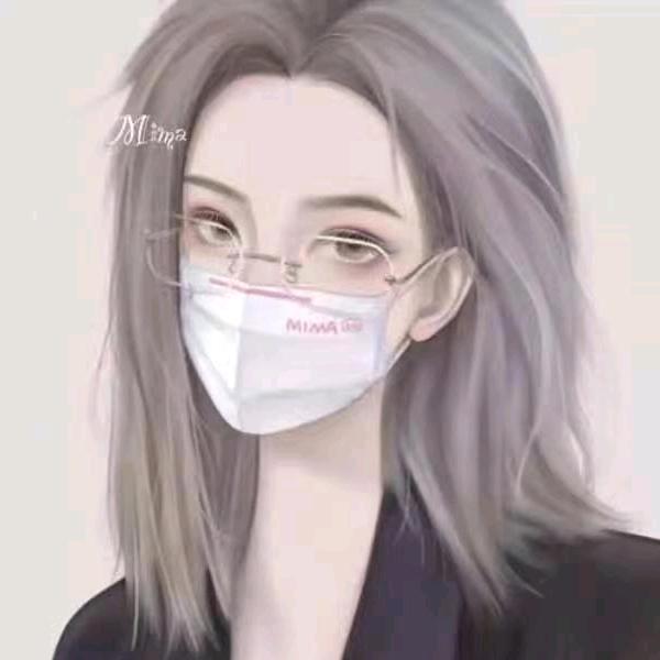 就叫小何
