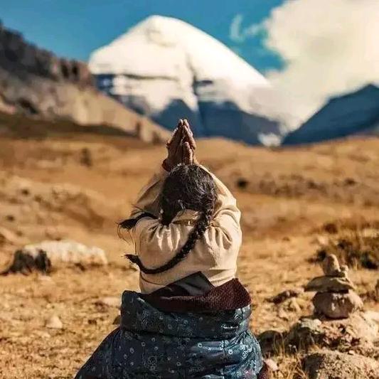 玉龙雪山脚下  巫鲁肯俱乐部  户外领队