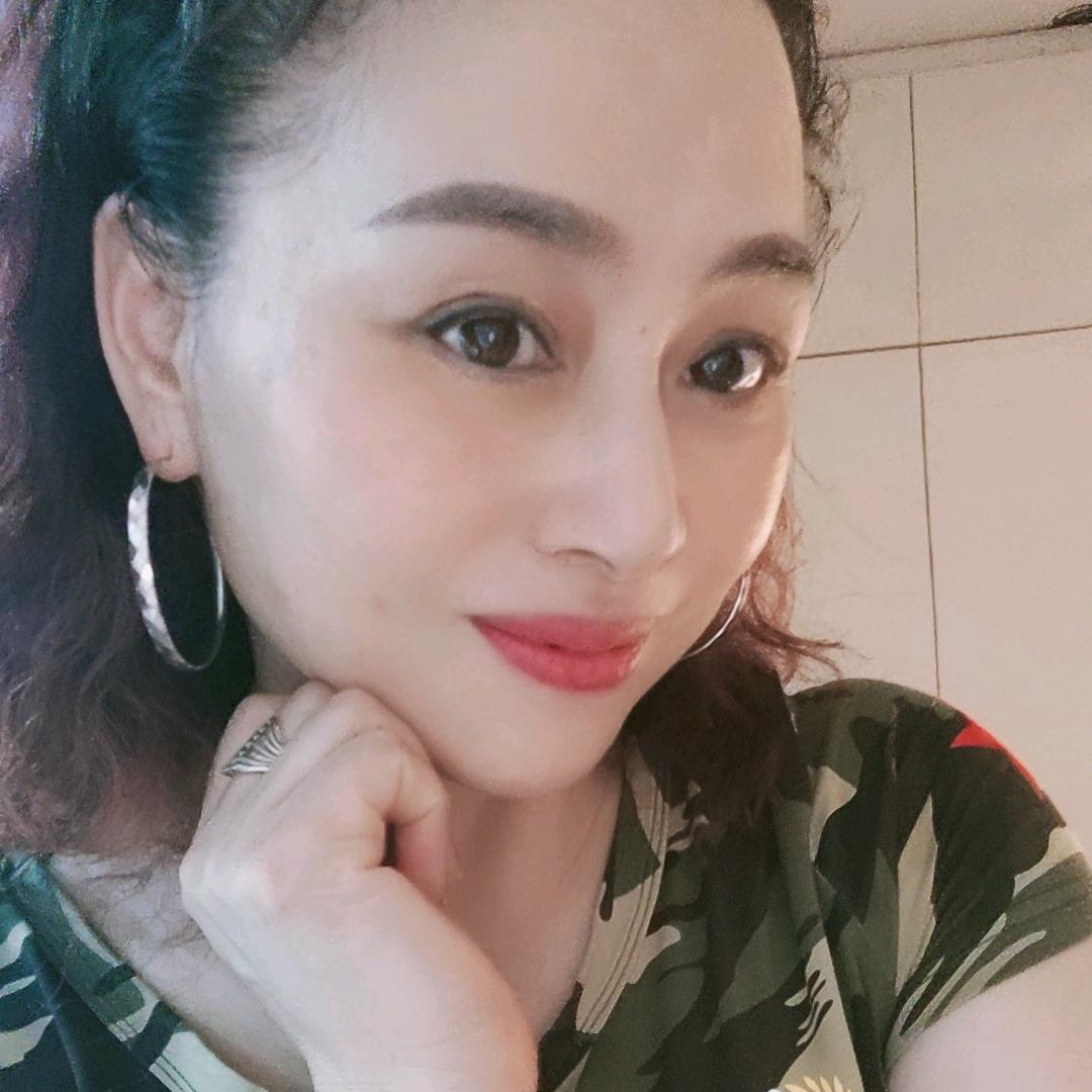 红衣姐