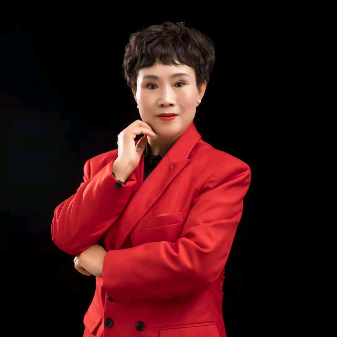 英子