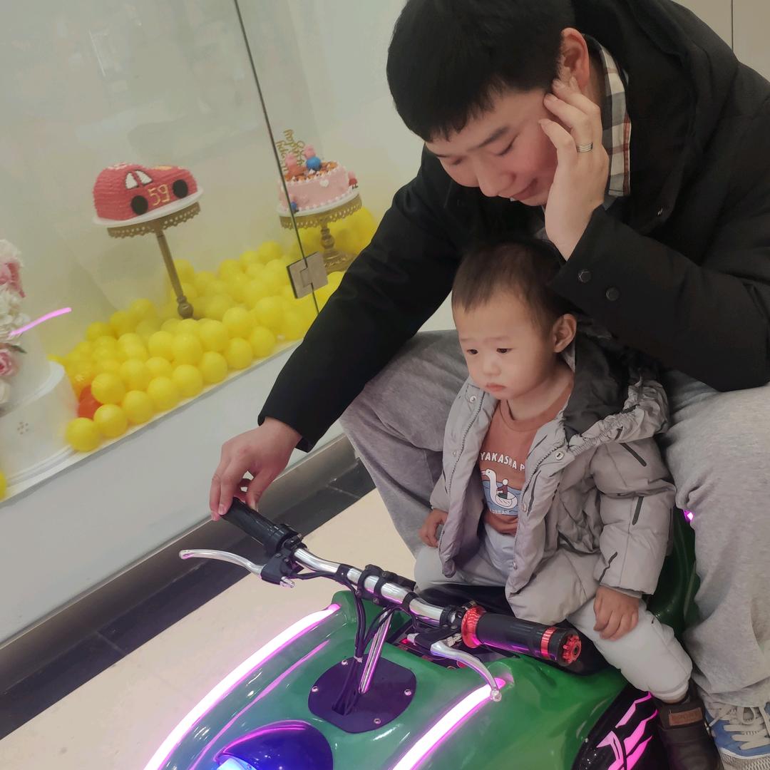 大河向东“劉”先生