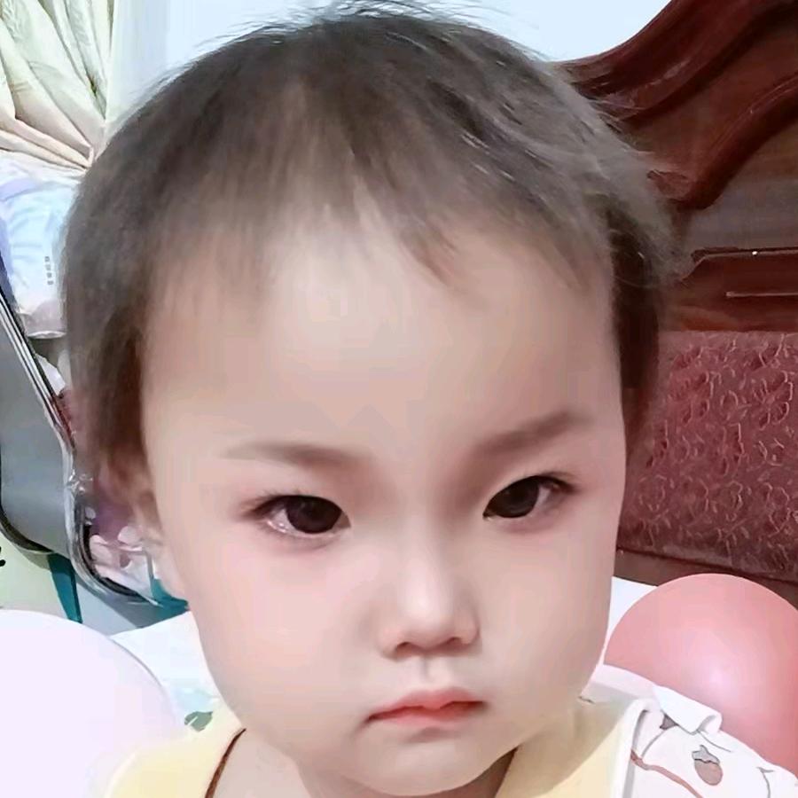 小十艺菲的日常生活