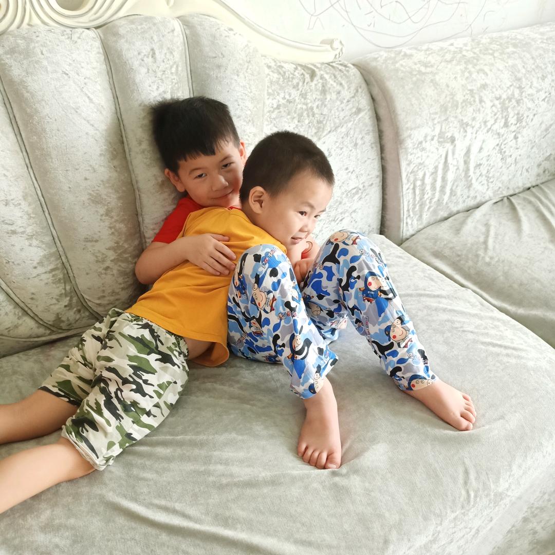 涵哥轩弟奶奶