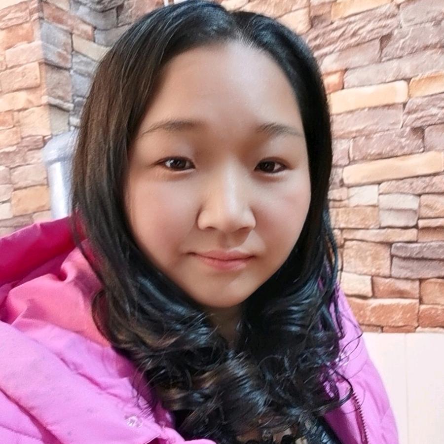 单亲妈妈带着三个孩子过日子