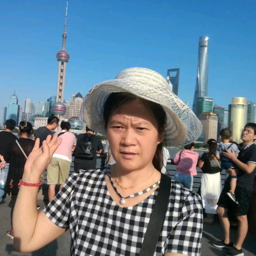 张姐爱唱戏