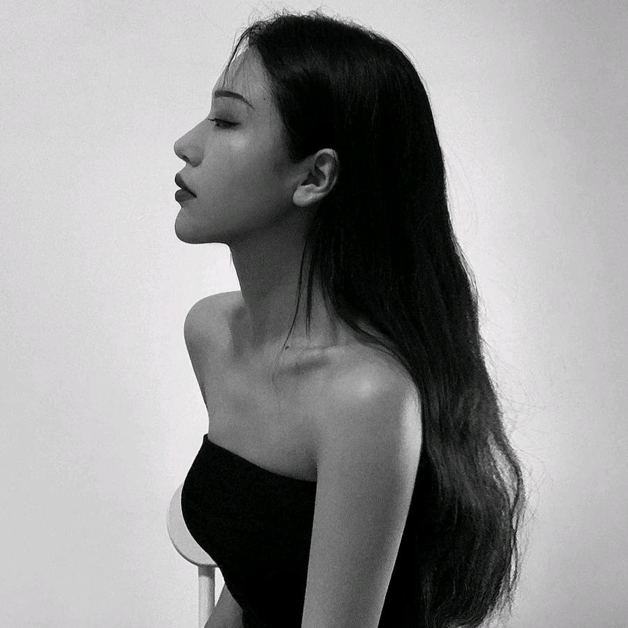 独.语💮