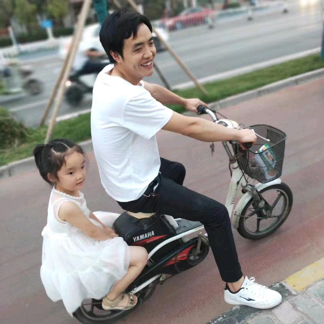 西安厨具 空调桌椅回收