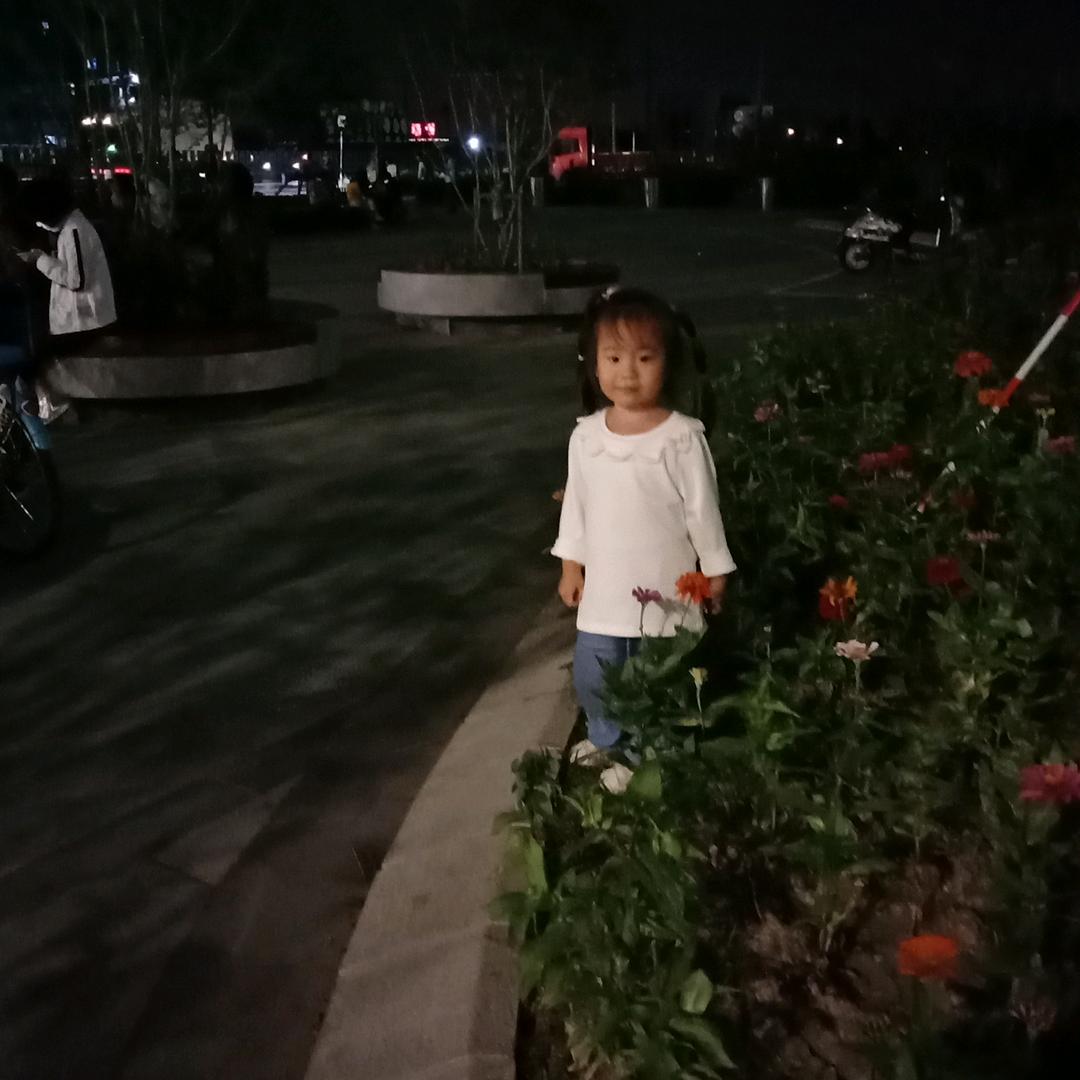 梁任清
