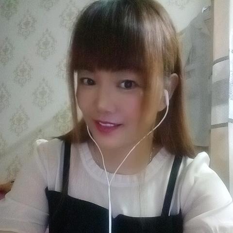 单身的小女孩
