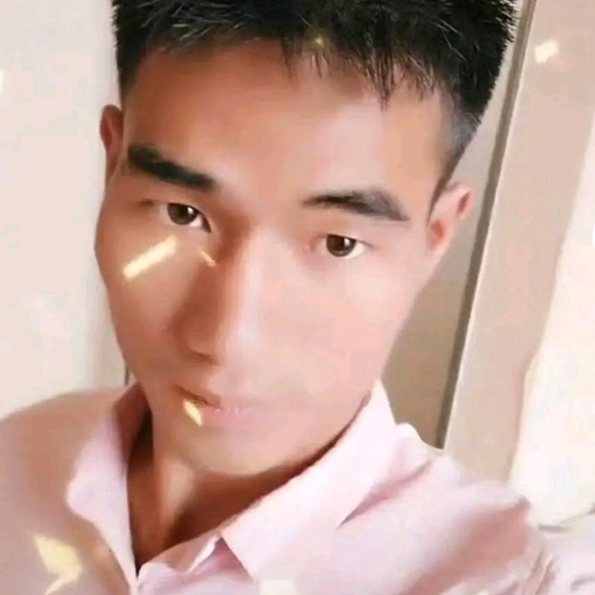 夏天卢云