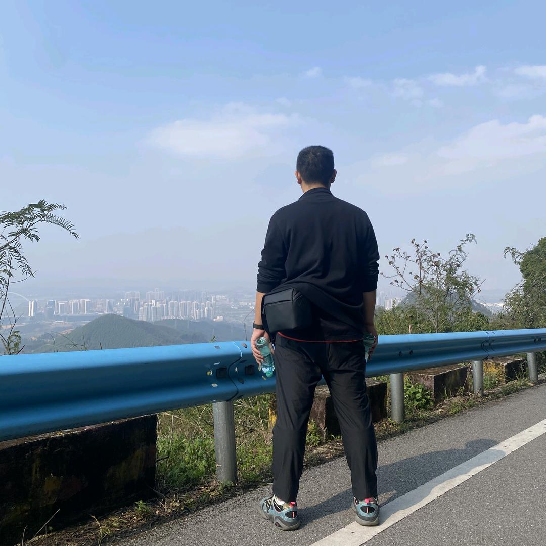 柳州原谅帽柳南派发员