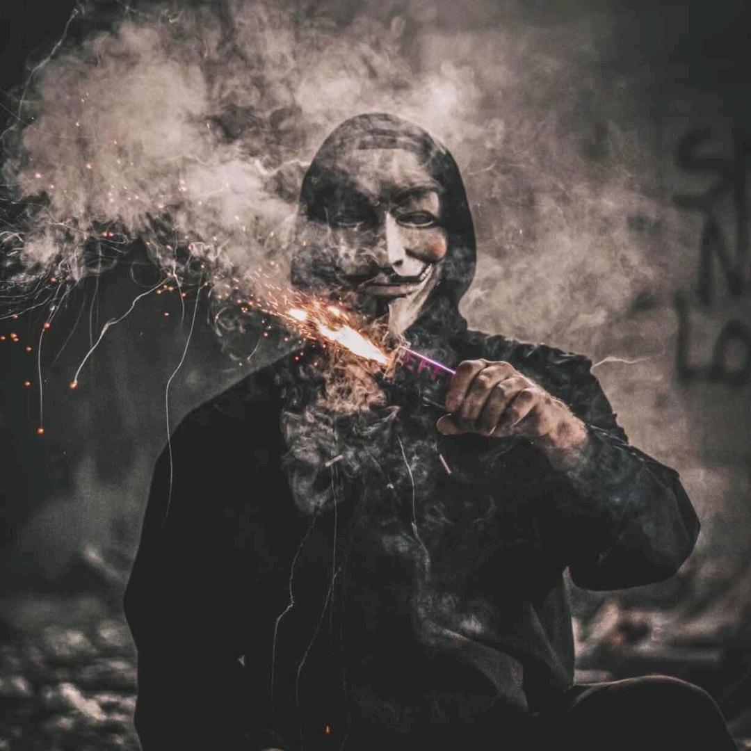 -梦死深蓝海@